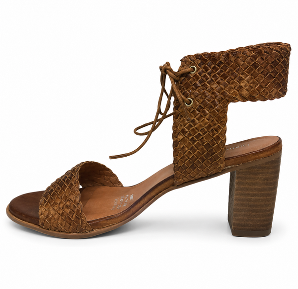 Django & Juliette Dione Leather Heel ~ 2 Colours ~ Tan ~ Latte