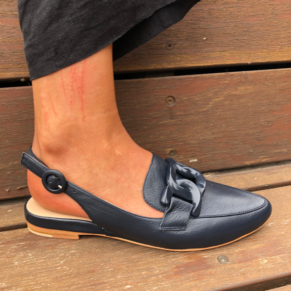 Django & Juliette Favillas ~ Black ~ Navy ~ Vanilla ~ Leather