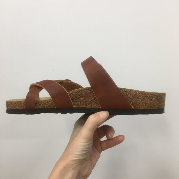 Neckermann Roman Tan Toe