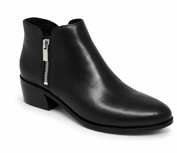 Django & Juliette Choppie Black Leather Black Heel Boot