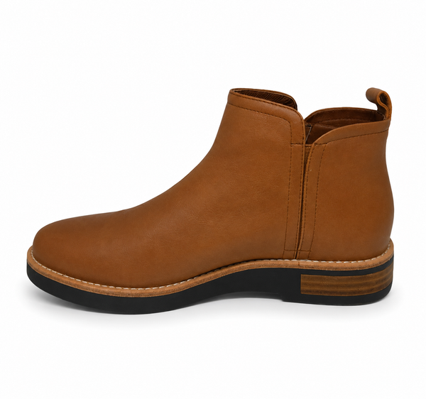 Django & Juliette Robbin Leather Boot ~ Tan ~ Black