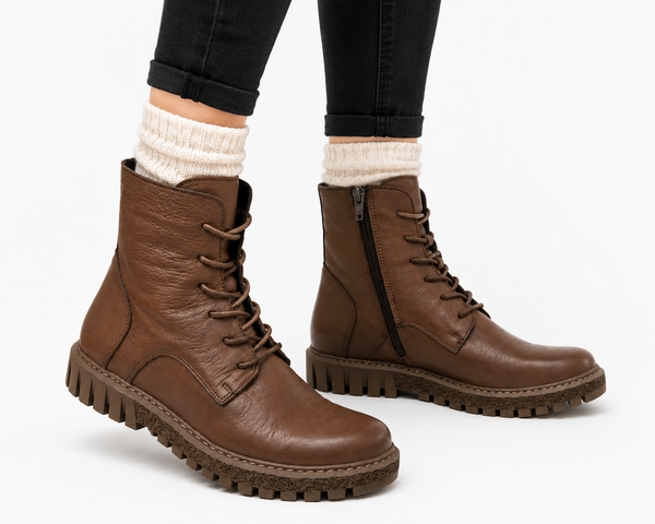 Bueno Jenny Taupe Leather Boot