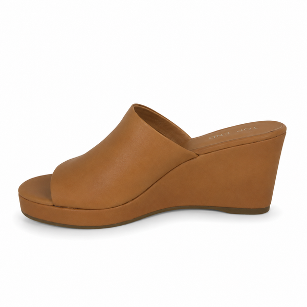 Top End Walar ~ Tan ~ Black ~ Leather Wedge
