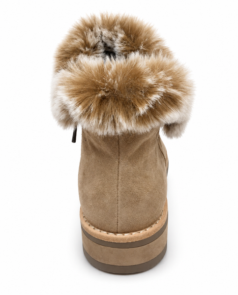 Django & Juliette Rollinz Cappuccino Suede