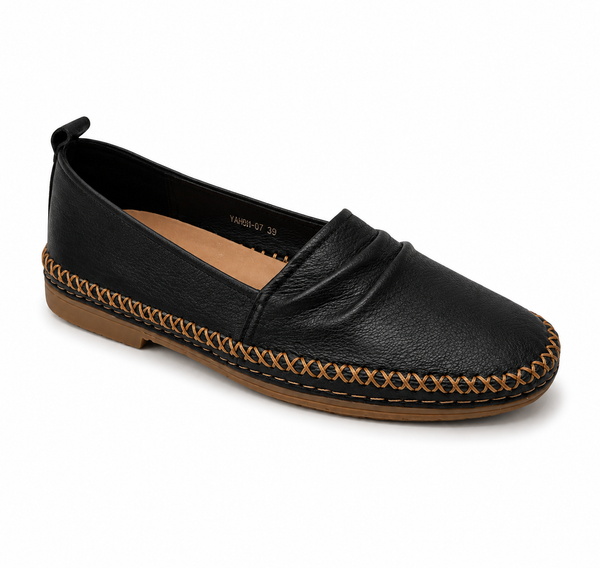 Django & Juliette Vaden Leather Slip On ~ Black ~ Tan