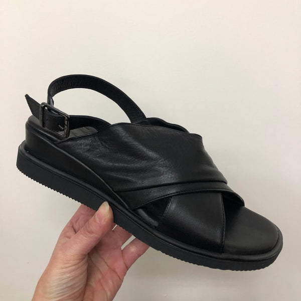Sala ~ Webster ~ Black ~ Coconut ~ Leather