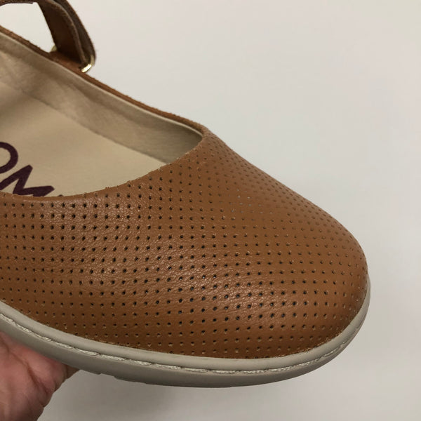 Ziera Wexie ~ Tan ~ Black ~ Leather