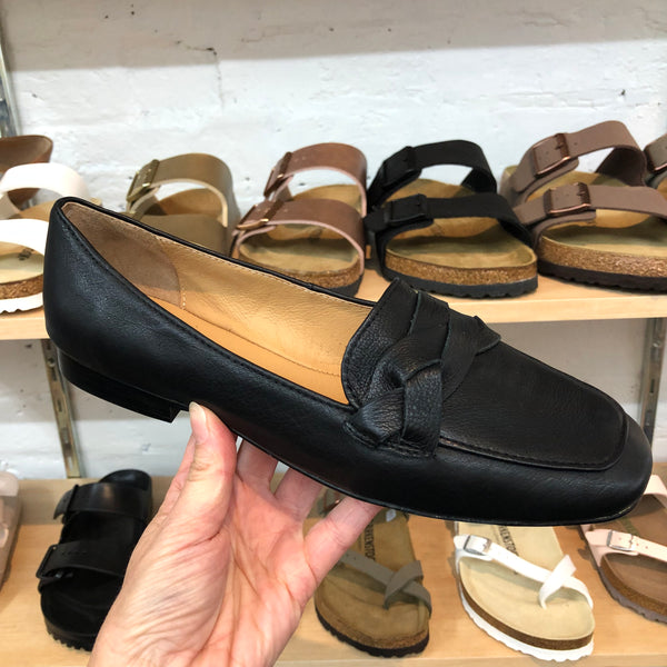 Top End ~ Marcee ~ 2 Colours ~ Black ~ Tan