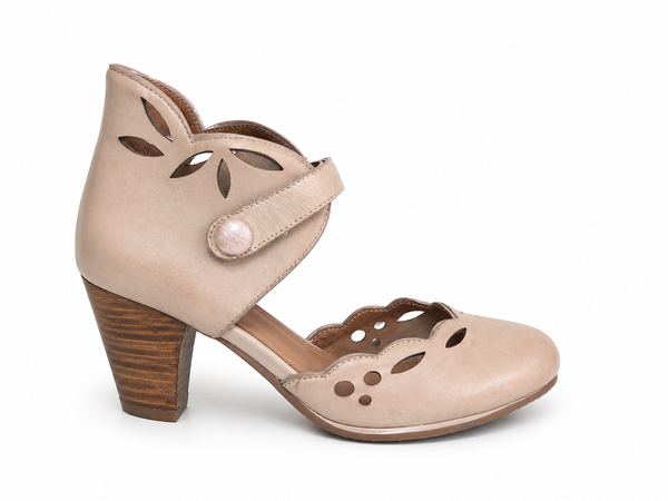 Miz Mooz Carlotta Cream Leather Heel SALE