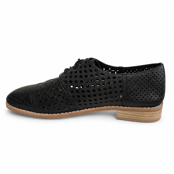 Django & Juliette Avert 6 Colours ~ Black ~ Navy ~ Tan ~ Nude ~ White ~ Chocolate