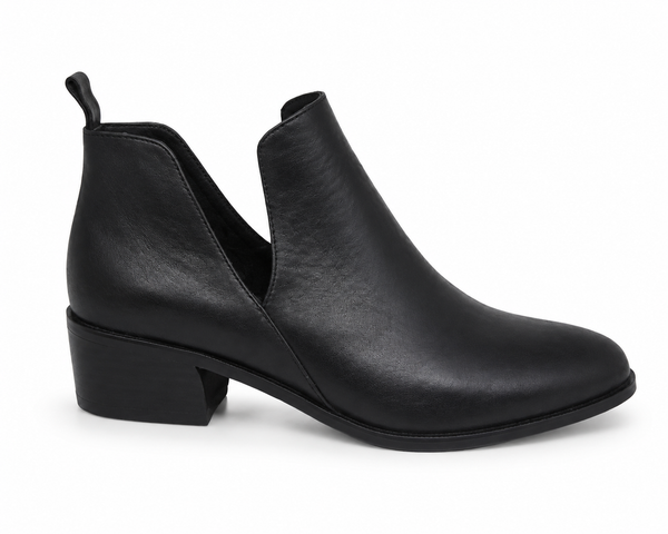 Django & Juliette Cruz Leather Boot ~ Black