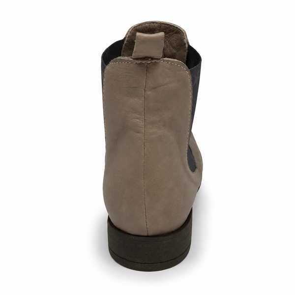 Bueno Cougar Leather boot  ~ Taupe ~ Navy ~ Black