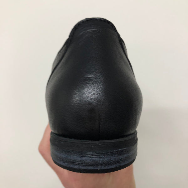 Sala ~ Cramar ~ Black Leather