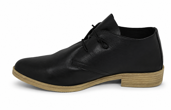 Django & Juliette Karaf Leather ~ Tan ~ Black