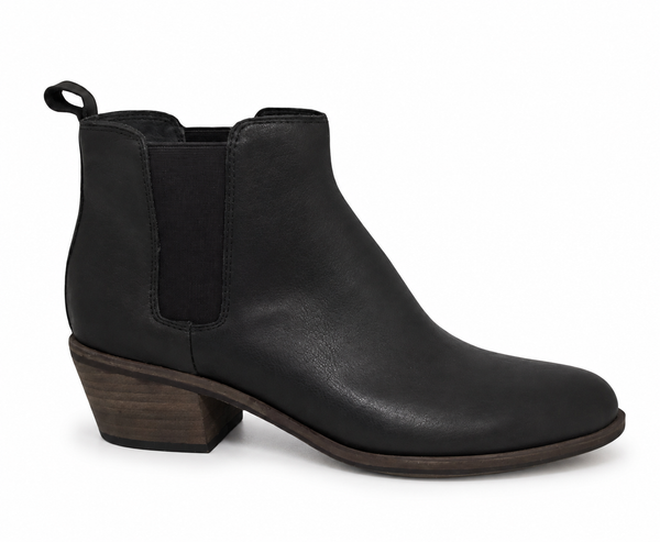 Django & Juliette Rainsen ~ Black ~ Tan ~ Chocolate