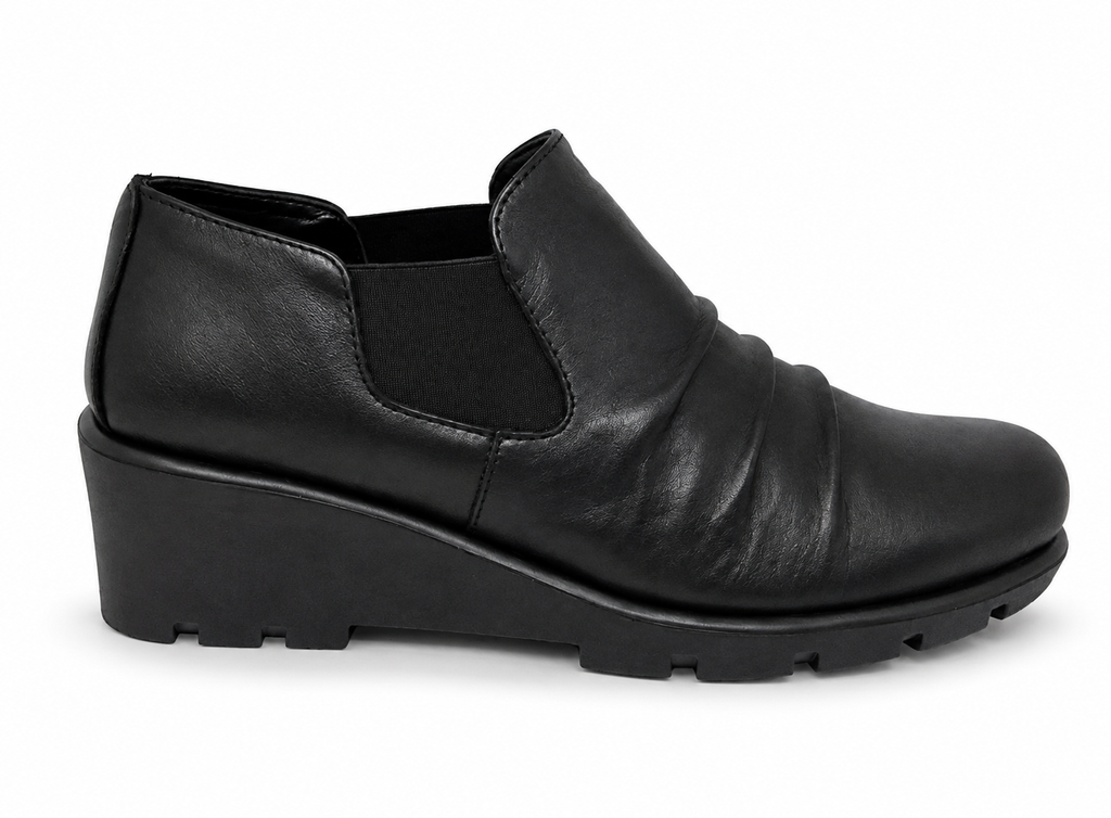 The Flexx Sluppiest ~ Black ~ Gunmetal ~ Leather Wedge