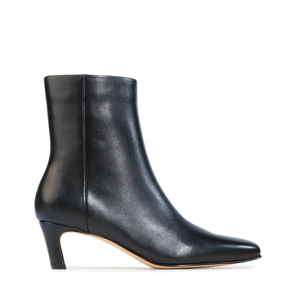 EOS Kitan Black Leather Boot