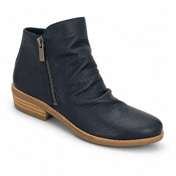Django & Juliette Lankin  Colours ~ Black ~ Chocolate ~ Navy ~ Cognac ~ Leather