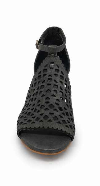 Django & Juliette Cavila ~ Teal ~ Tan ~ Leather Heel