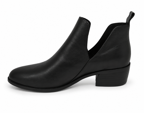 Django & Juliette Cruz Leather Boot ~ Black