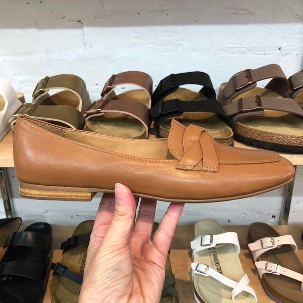 Top End ~ Marcee ~ 2 Colours ~ Black ~ Tan