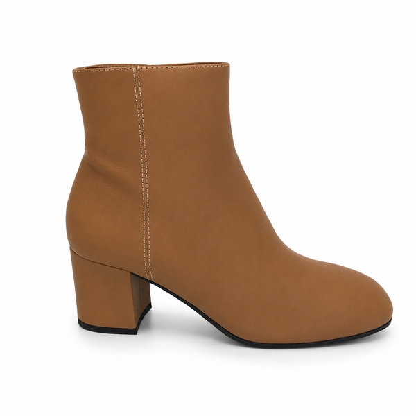 Django & Juliette Flossies ~ Black ~ Tan ~ Leather Boot