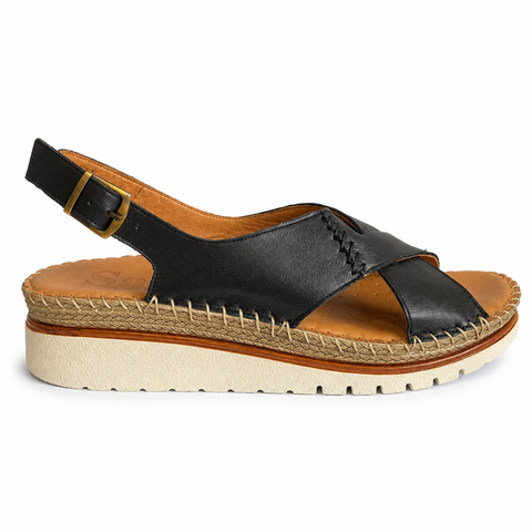 Sala Oamira ~ Coconut ~ Black ~ Leather