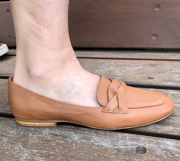 Top End ~ Marcee ~ 2 Colours ~ Black ~ Tan