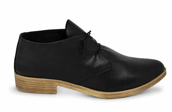 Django & Juliette Karaf Leather ~ Tan ~ Black