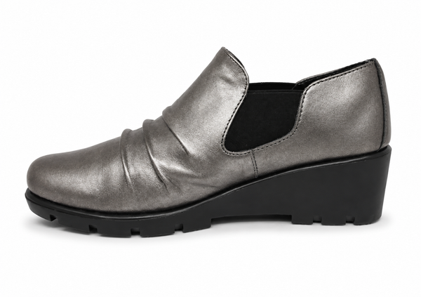 The Flexx Sluppiest ~ Black ~ Gunmetal ~ Leather Wedge