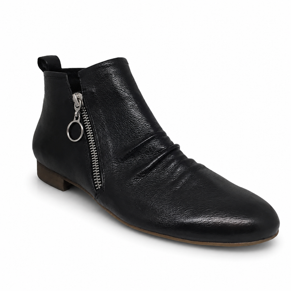 Django & Juliette Gingerly Leather Boot ~ Tan ~ Black