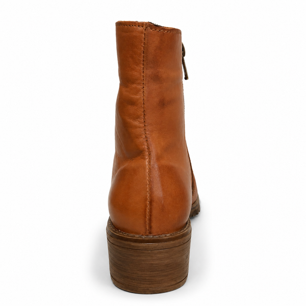 Sala Amelda ~ Black ~ Coconut ~ Leather Boot