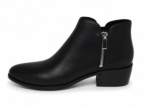 Django & Juliette Choppie Black Leather Black Heel Boot