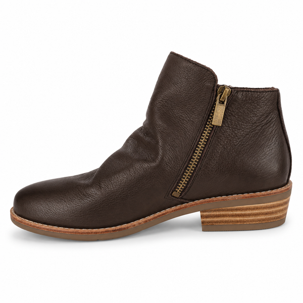 Django & Juliette Lankin  Colours ~ Black ~ Chocolate ~ Navy ~ Cognac ~ Leather