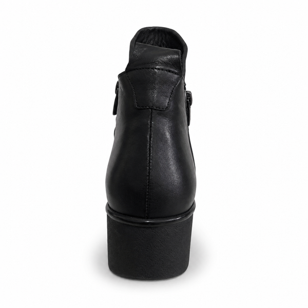 Sala Foley ~ Black ~ Coconut/Tan ~ Leather Boot