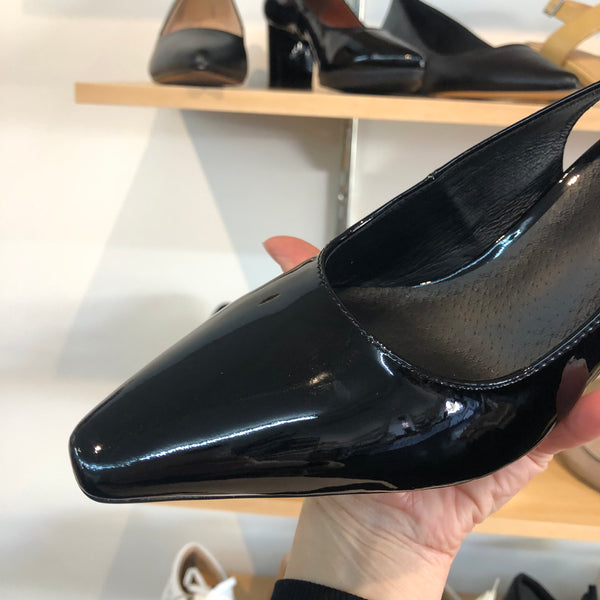 Django & Juliette ~ Kordale ~ Patent Black ~ Patent Ivory