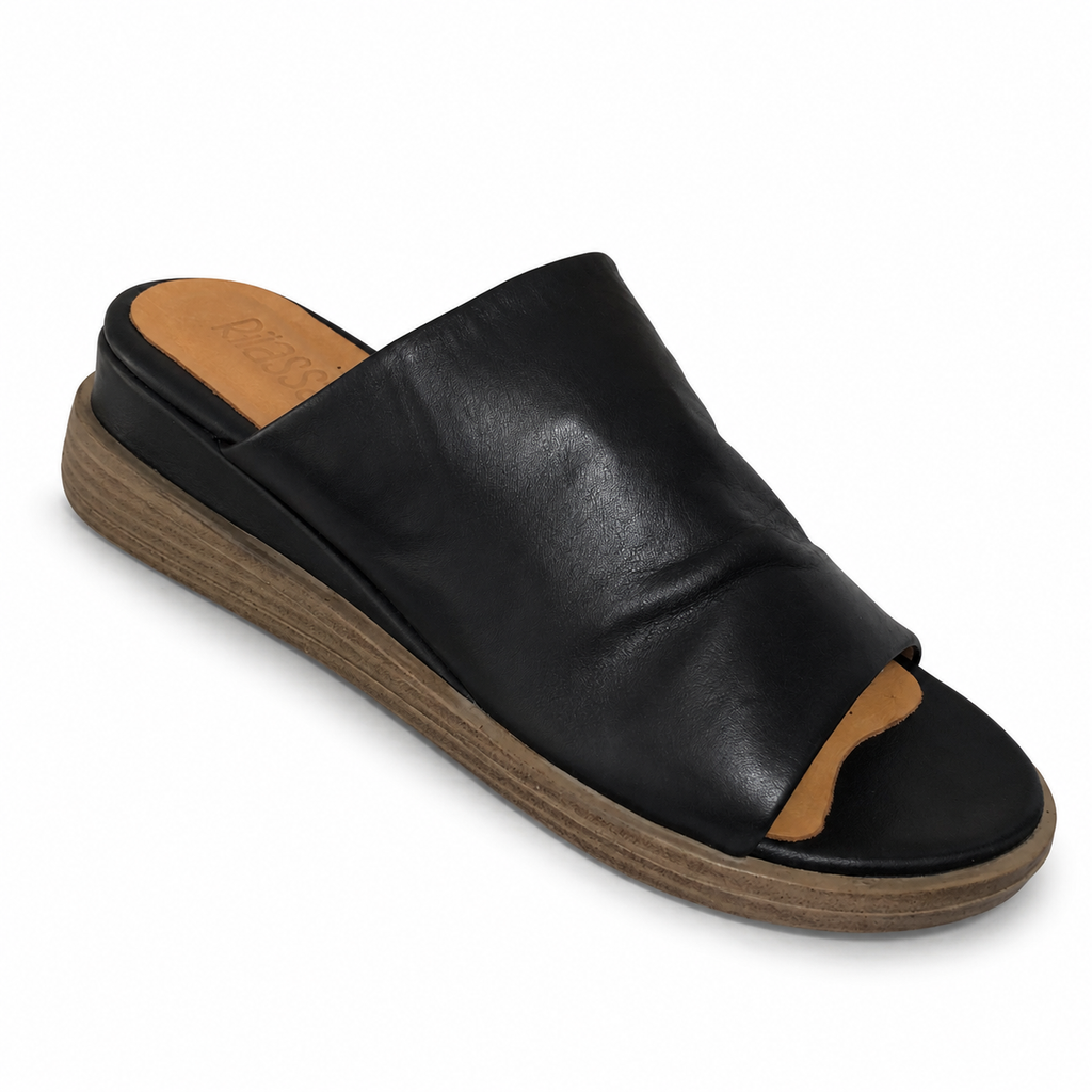 Rilassare ~ Faith ~ Black Leather