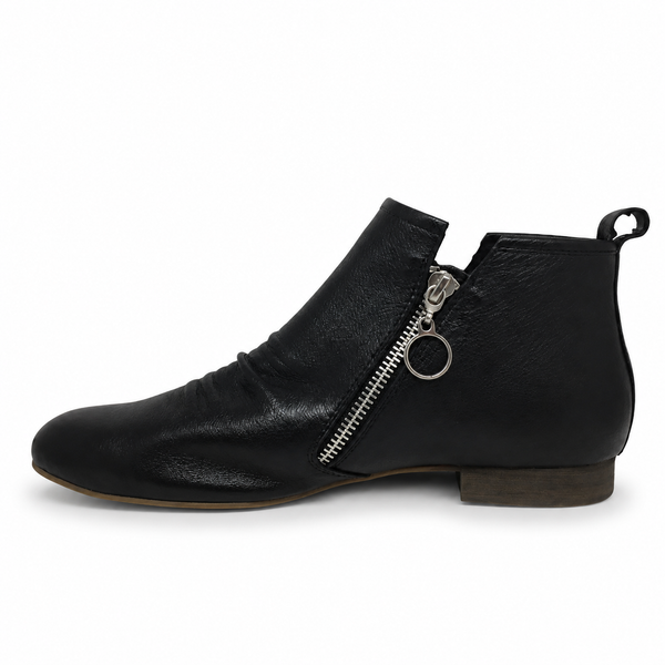 Django & Juliette Gingerly Leather Boot ~ Tan ~ Black