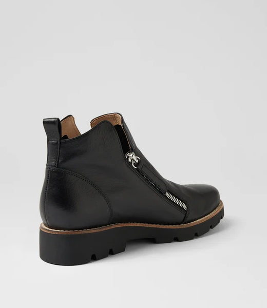 Django & Juliette ~ 2 Colours ~ Dottiz ~ Black ~ Chocolate ~ Leather Boot