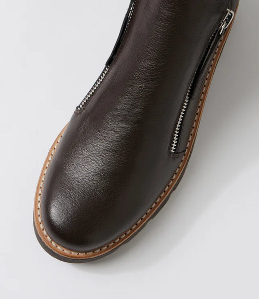 Django & Juliette ~ 2 Colours ~ Dottiz ~ Black ~ Chocolate ~ Leather Boot
