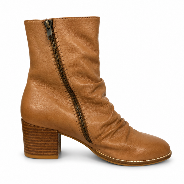 Django & Juliette Mannuel Tan ~ Cappuccino ~ Black ~ Leather Boot