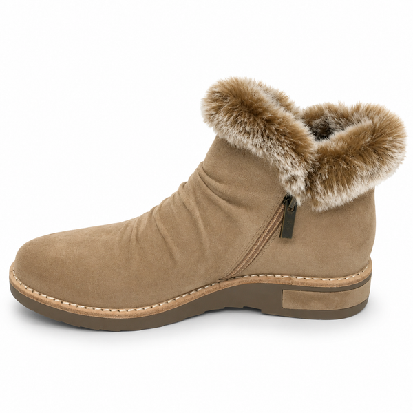 Django & Juliette Rollinz Cappuccino Suede