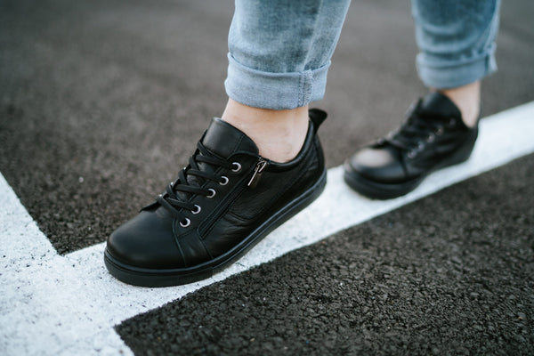 Cabello EG1520 Leather shoe ~ Tan ~ Black