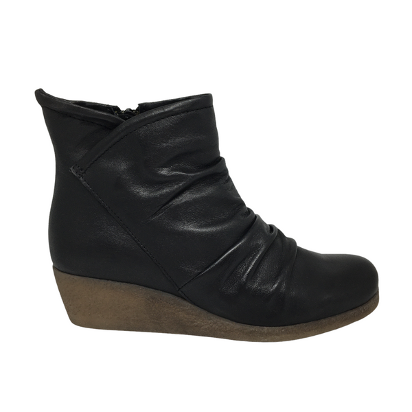 Effegie Ensa ~ Beige ~ Black ~ Leather boot