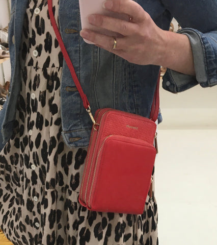 Gianotti Larissa Raspberry Cross Body Bag